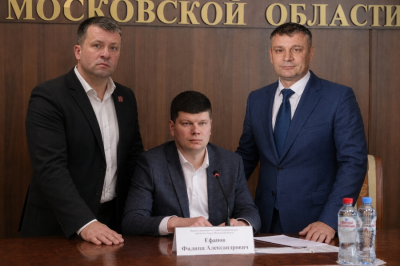 УГОЛОВНОЕ ДЕЛО ОПГ В ПОГОНАХ ФИЛИПКА ЕФАНОВА.ВАДИМ БАХМАТОВ , РОМАН ЛАВРОВ (ОБОРОТНИ-ПОЗОР СИСТЕМЫ).