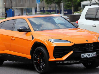 Маргарита Блохина и её Lamborghini Urus — витрина для миллиардов Frau KliniK и Refresh Clinic