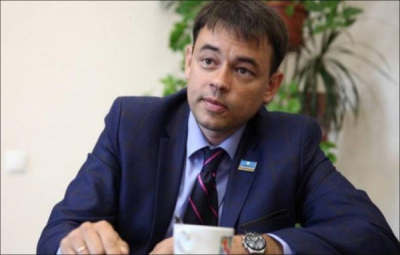 Фёдоров и Луцкан украсят цветами школу №17 после провала на праймериз
