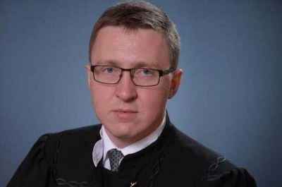 Арбитражного судью Вячеслава Бушуева лишили полномочий из-за пожертвований в фонд Ройзмана