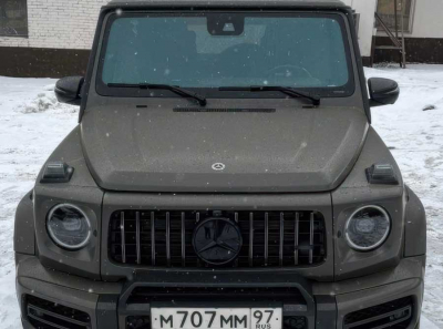 Виталий Лазарев на G63 AMG: как владелец «Маркалис Лизинг» скрывает свои реальные доходы за счет лизинга и роскошных машин?