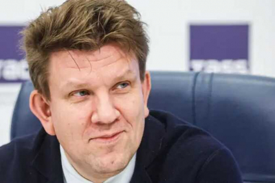 Обыски у топ-менеджмента &laquo;Эксмо&raquo; и угроза задержания: силовики фабрикуют дело против Евгения Капьева, принуждая свидетелей оговаривать руководство &laquo;под диктовку&raquo;