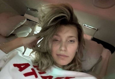 Тодоренко едва не зарыдала из-за того, что не влезла в выпускное платье