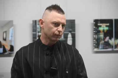 «Это так неинтересно и глупо»: Рома Зверь раскритиковал музыкантов, использующих нейросети