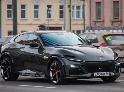 Сияние платиновых колес: как Ferrari, Maybach и Spectre катят по следам золота Мусы Бажаева