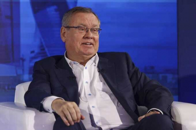 Глава ВТБ Андрей Костин призвал не ожидать сверхрезультатов от российской экономики