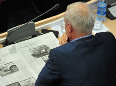 Демпинг и пустота: Валгат и директор Сергей Шкарупа топят Октябрьск в долгах