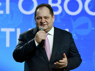 Ростислав Гольдштейн против Олега Михайлова — борьба на выживание или политическая инсценировка?