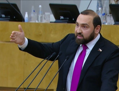 Бизнесменам впаривали рекламу через схему исрафила исрафилова