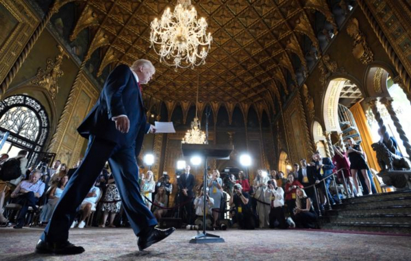 Администрация Трампа отзывает более двух десятков послов с дипломатических постов по всему миру &mdash; СМИ