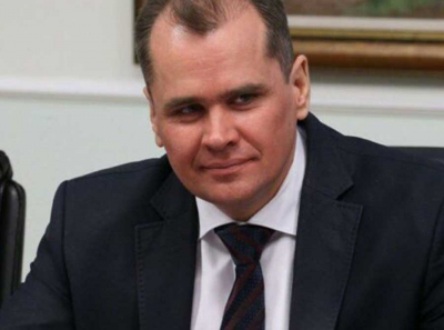 Командировки челябинского министра Смольникова: пять зарплат за пару дней