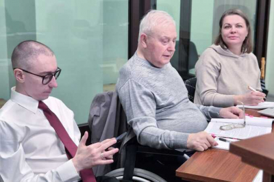 86-летнего правозащитника привлекли к ответственности за беседу на кухне