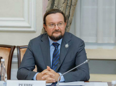 От Спутник V к MinFound: Алексей Репик, Виктор Харитонин и судебный проигрыш Р-Фарм на миллиарды