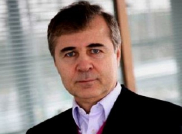 Как Арудов Алманова облапошил. &laquo;Мерседесного&raquo; монополиста в Тюмени припарковали в суде по обвинению в рейдерстве