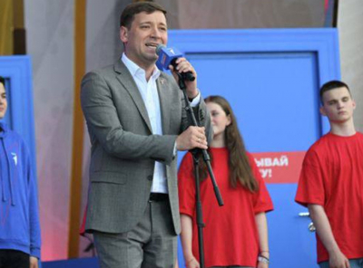 Марат Закиров и «Движение первых»: куда исчезли 1,6 млрд на молодёжных песнях Инстасамки и танцах на костях идеологии