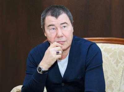 Офшоры, порт и отец Алины Кабаевой: как Марат Кабаев создал схему вывода сотен миллионов из бюджета Махачкалы через сеть компаний Сафинат